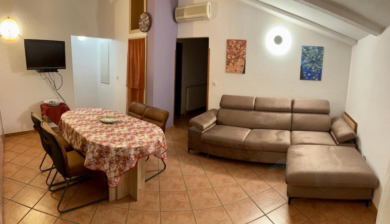 Vacation Home Elba Vodnjan Exterior photo